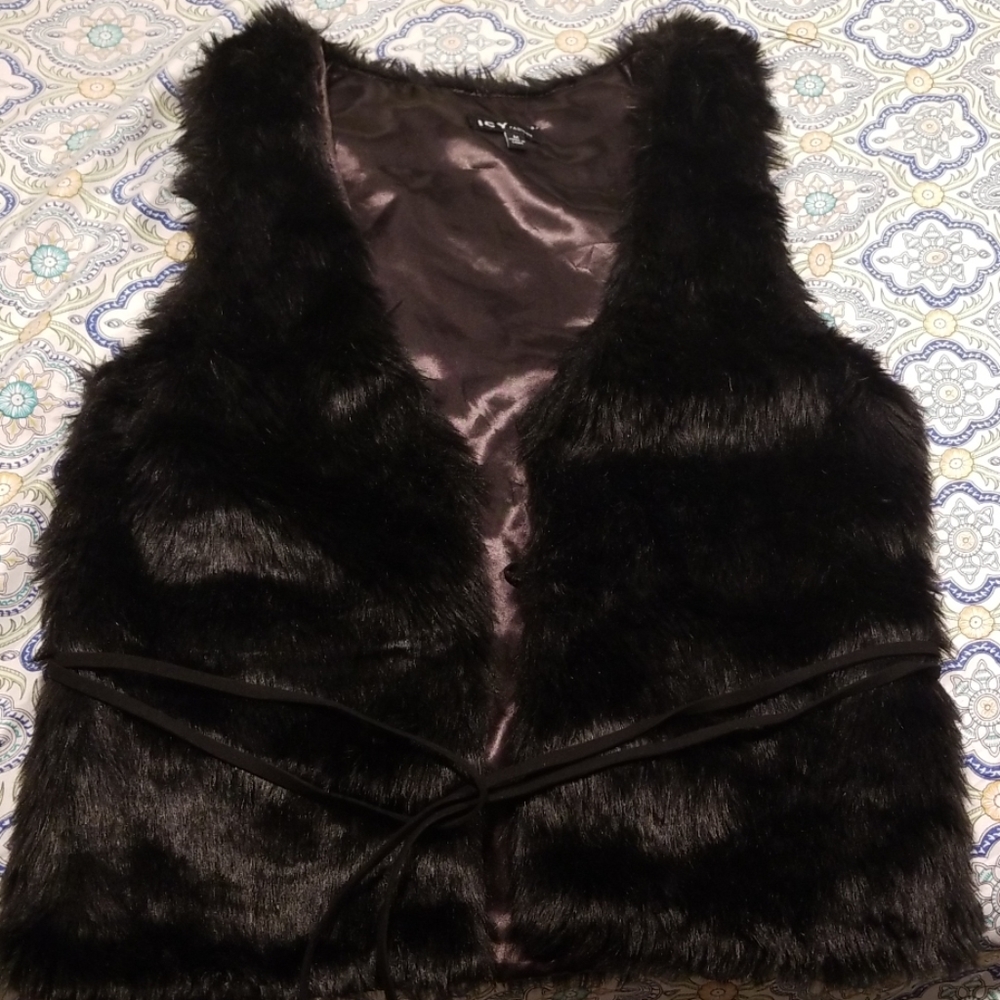 Fur vest